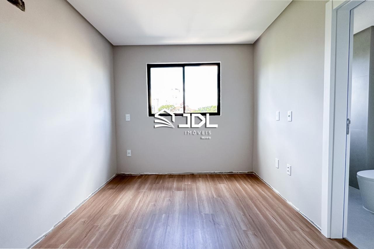 Apartamento à venda no bairro Vila Nova: 