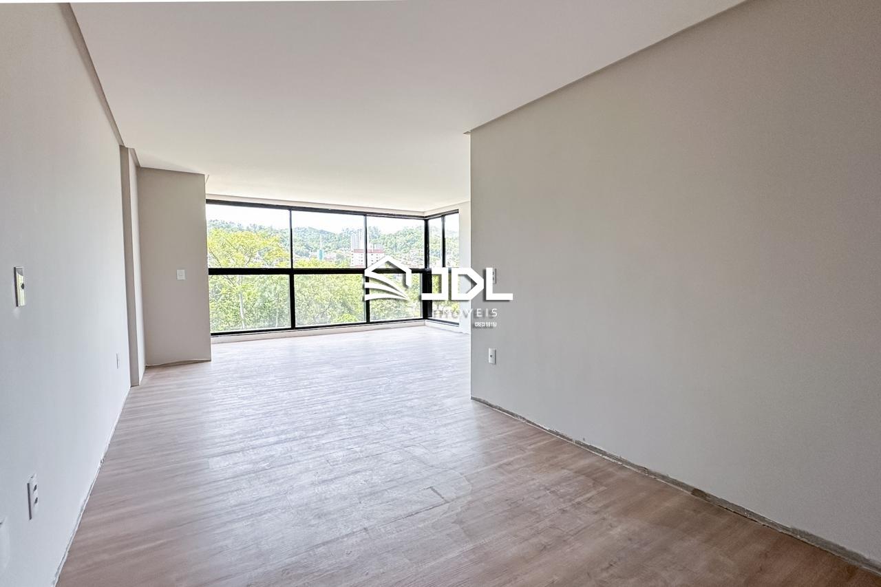 Apartamento à venda no bairro Vila Nova: 