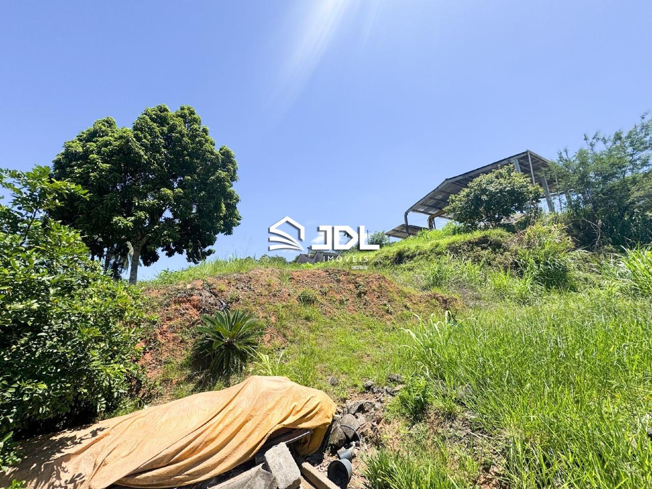 Terreno à venda no bairro Água Verde: 