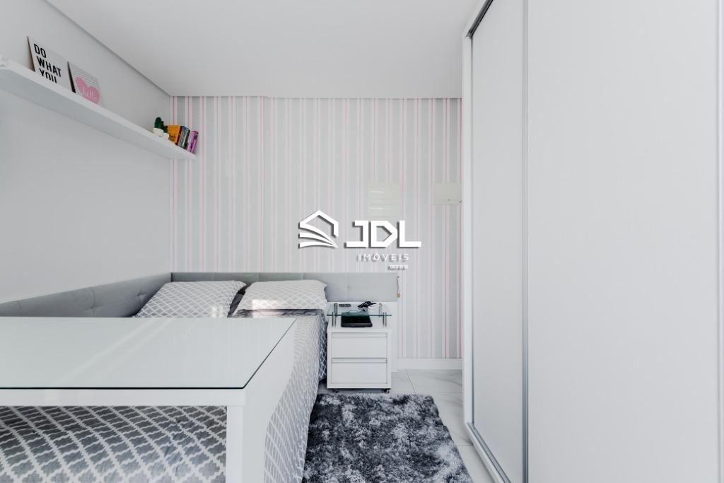 Apartamento à venda no bairro Vila Nova: 