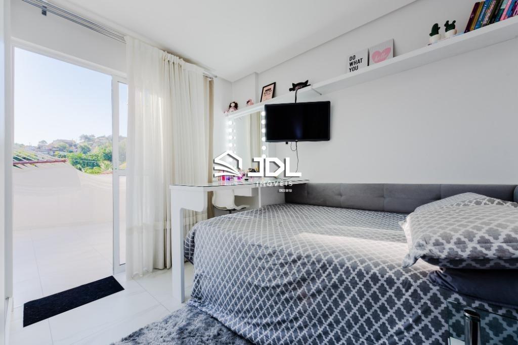 Apartamento à venda no bairro Vila Nova: 