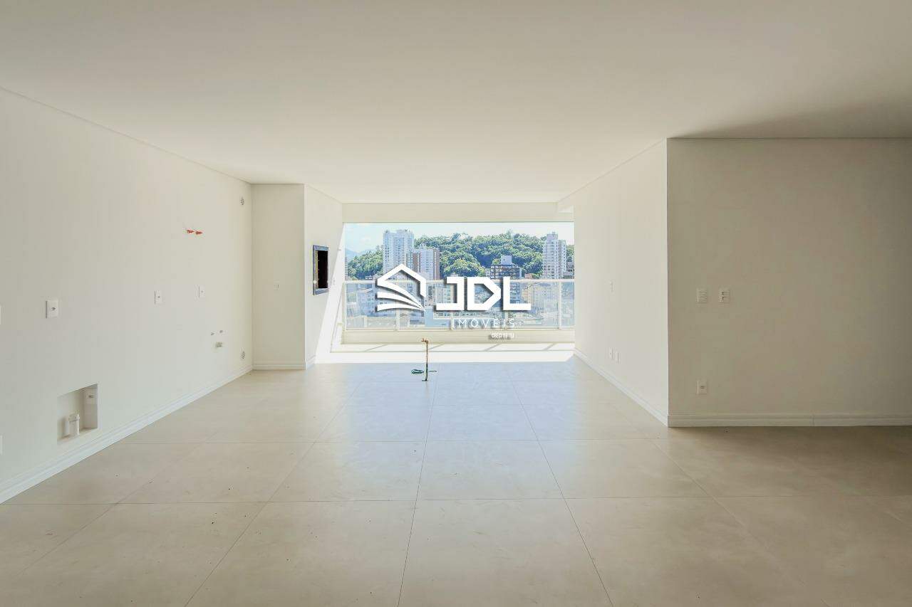 Apartamento à venda no bairro Vila Nova: 