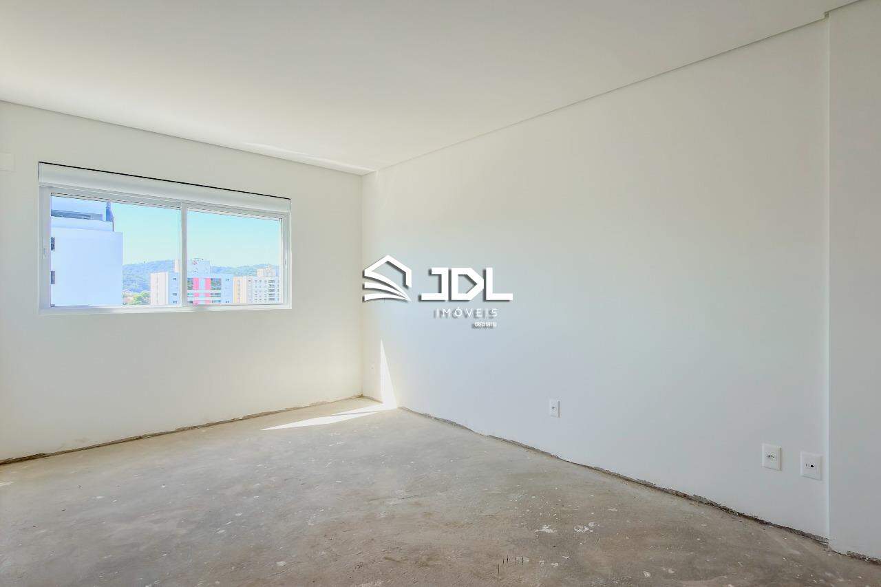 Apartamento à venda no bairro Vila Nova: 