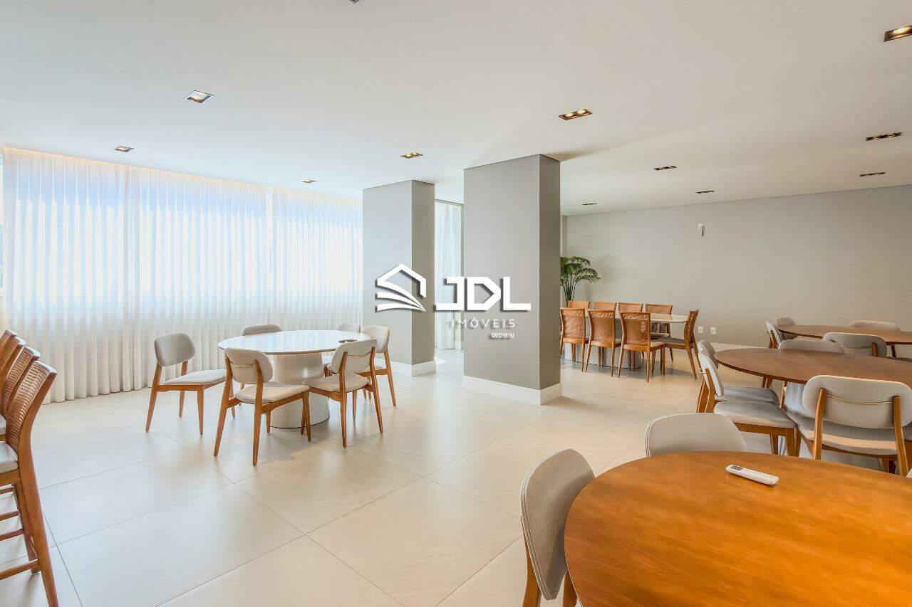 Apartamento à venda no bairro Vila Nova: 