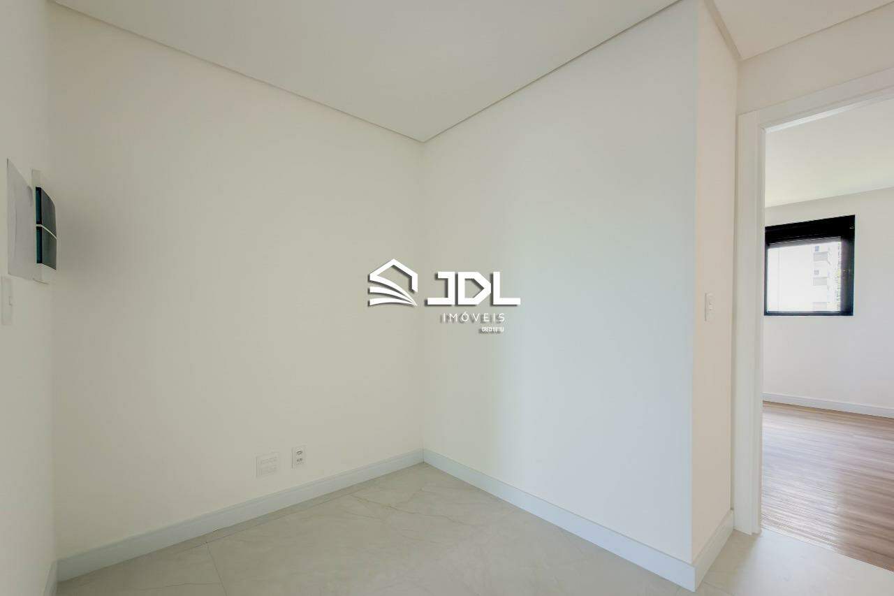 Apartamento à venda no bairro Vila Nova: 