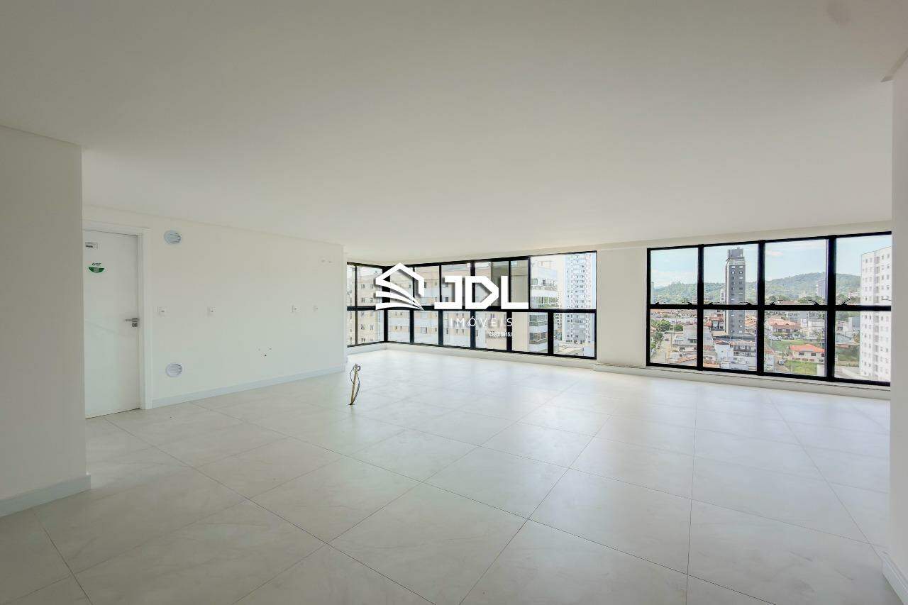 Apartamento à venda no bairro Vila Nova: 