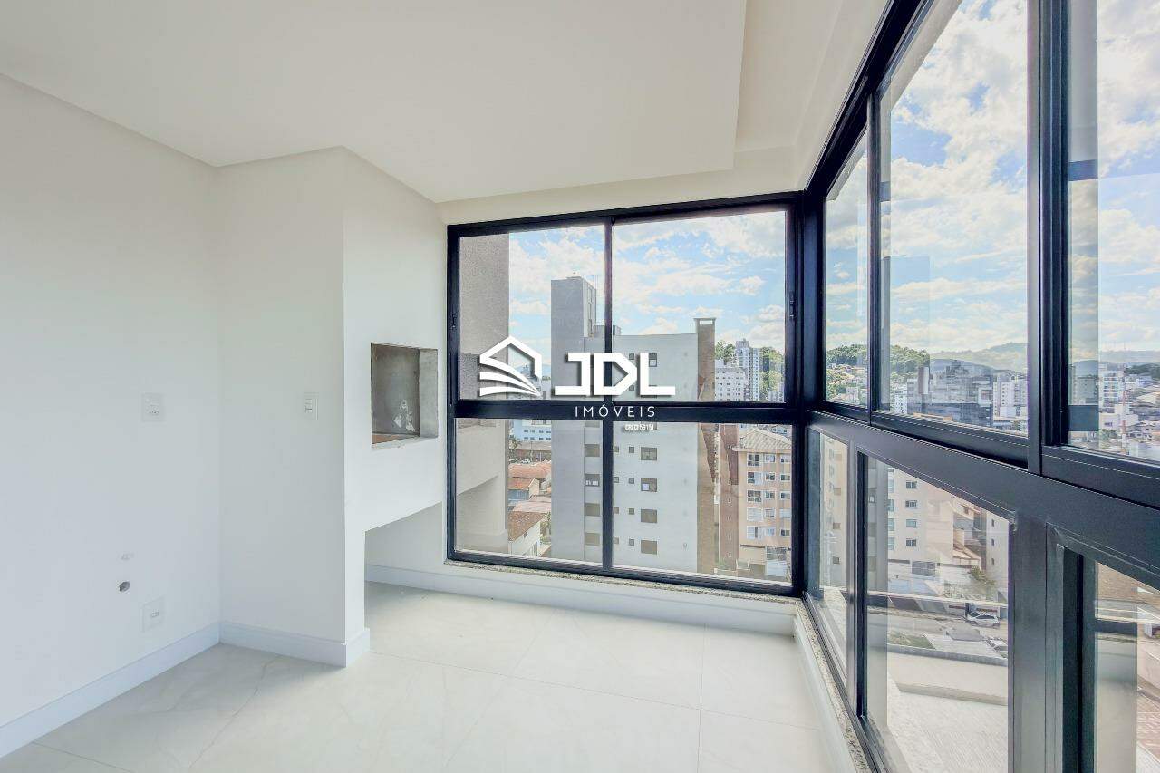 Apartamento à venda no bairro Vila Nova: 