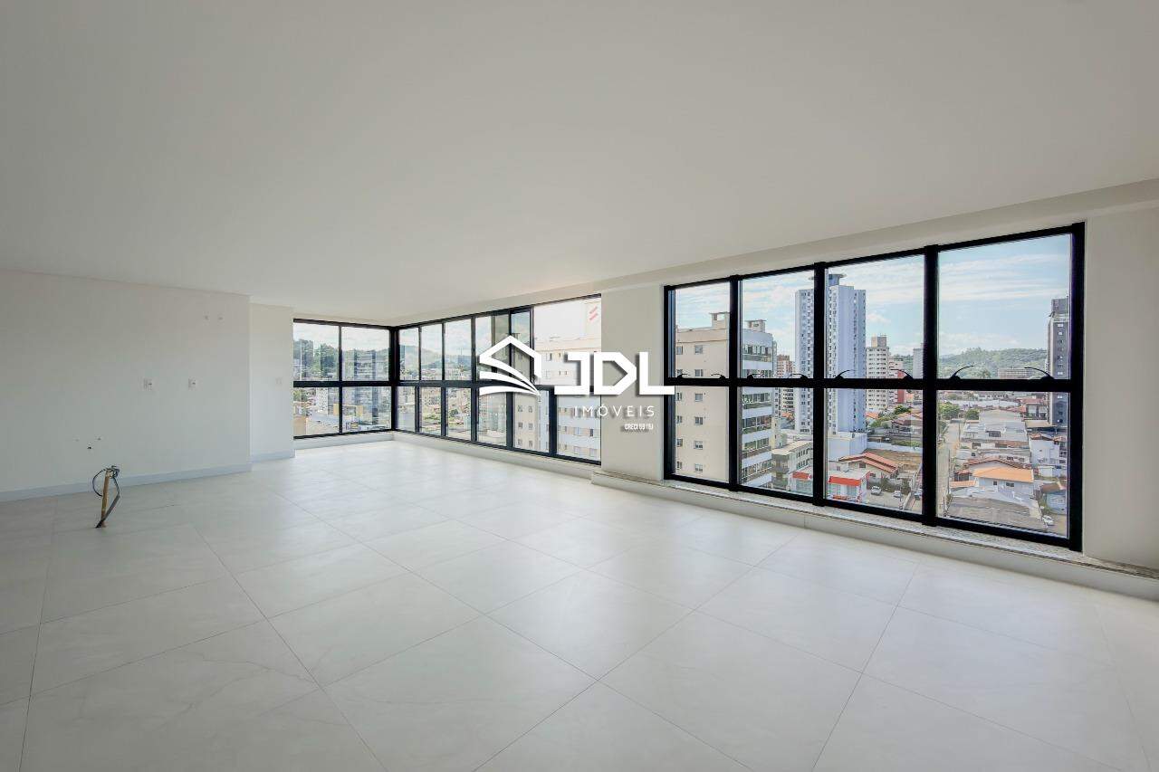 Apartamento à venda no bairro Vila Nova: 