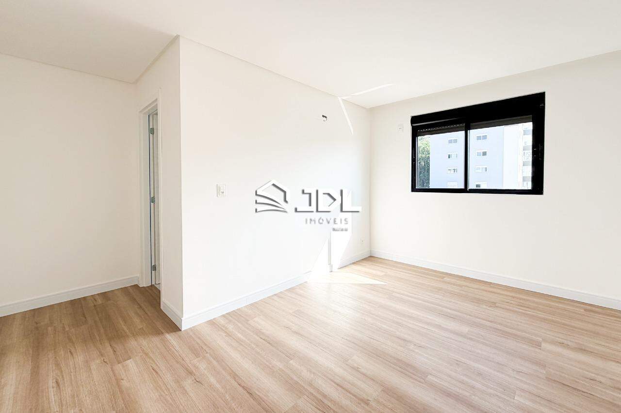 Apartamento à venda no bairro Vila Nova: 