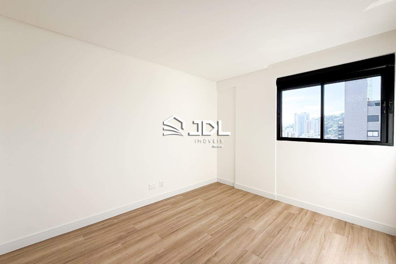 Apartamento à venda no bairro Vila Nova: 