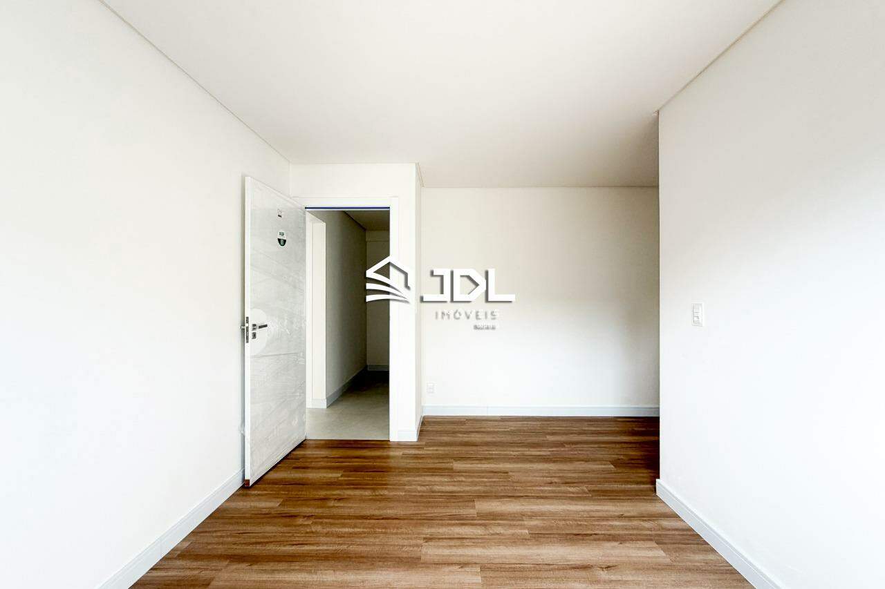 Apartamento à venda no bairro Vila Nova: 