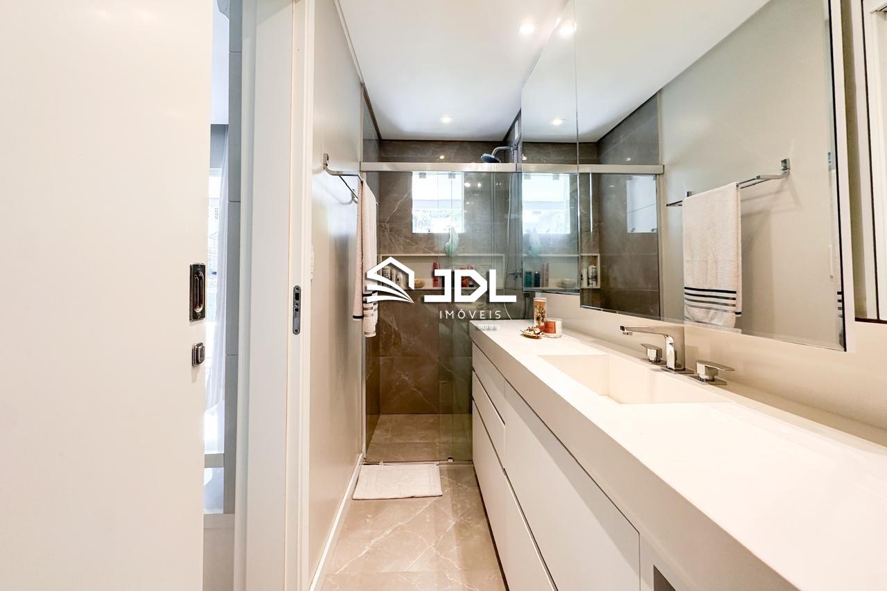 Casa à venda no bairro Escola Agrícola: 