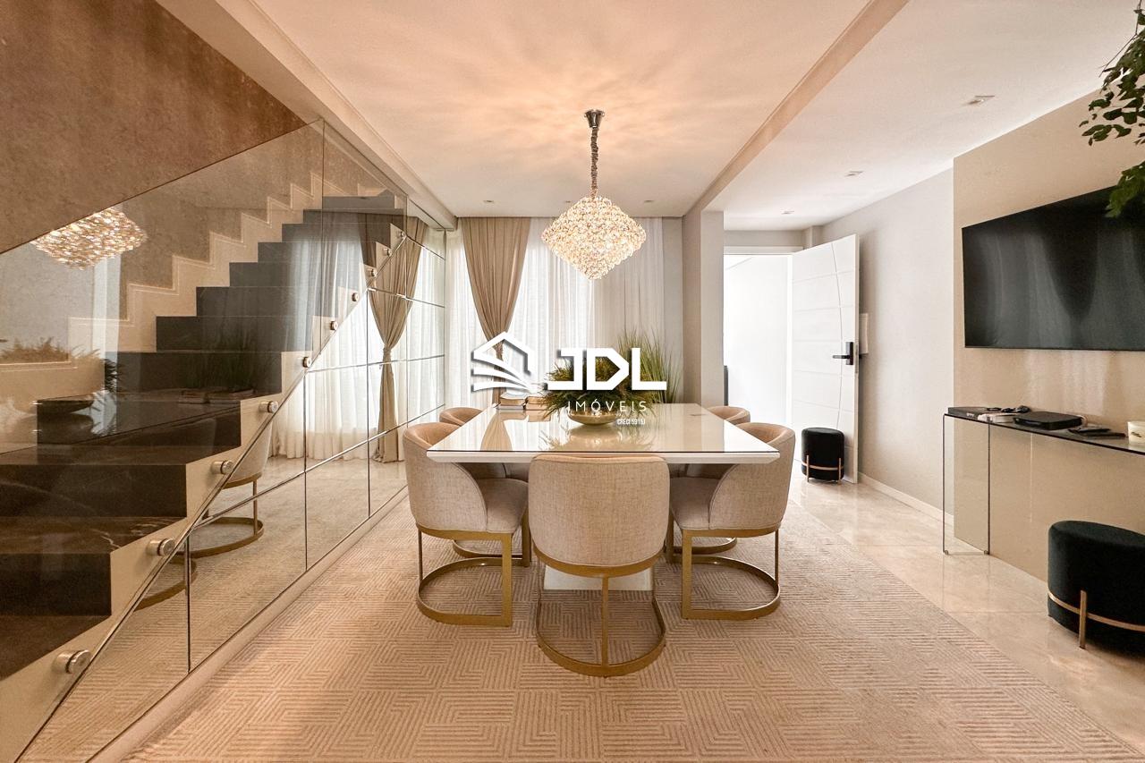 Casa à venda no bairro Escola Agrícola: 