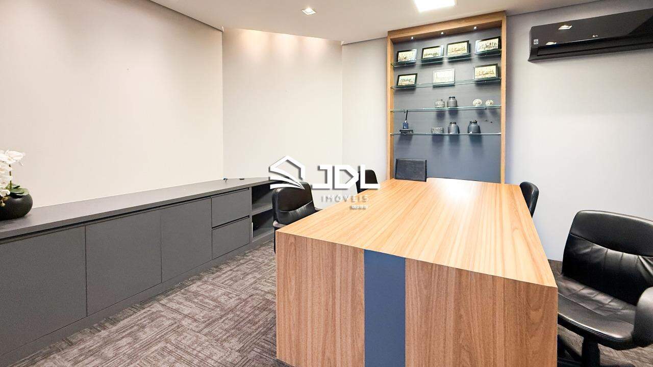 Sala à venda no bairro Centro: 