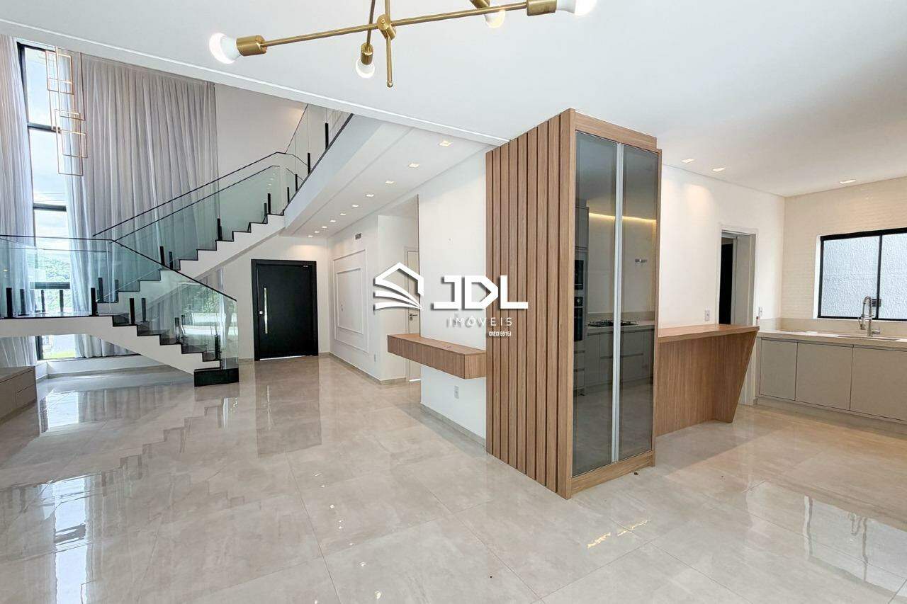 Casa à venda no bairro Ponta Aguda: 
