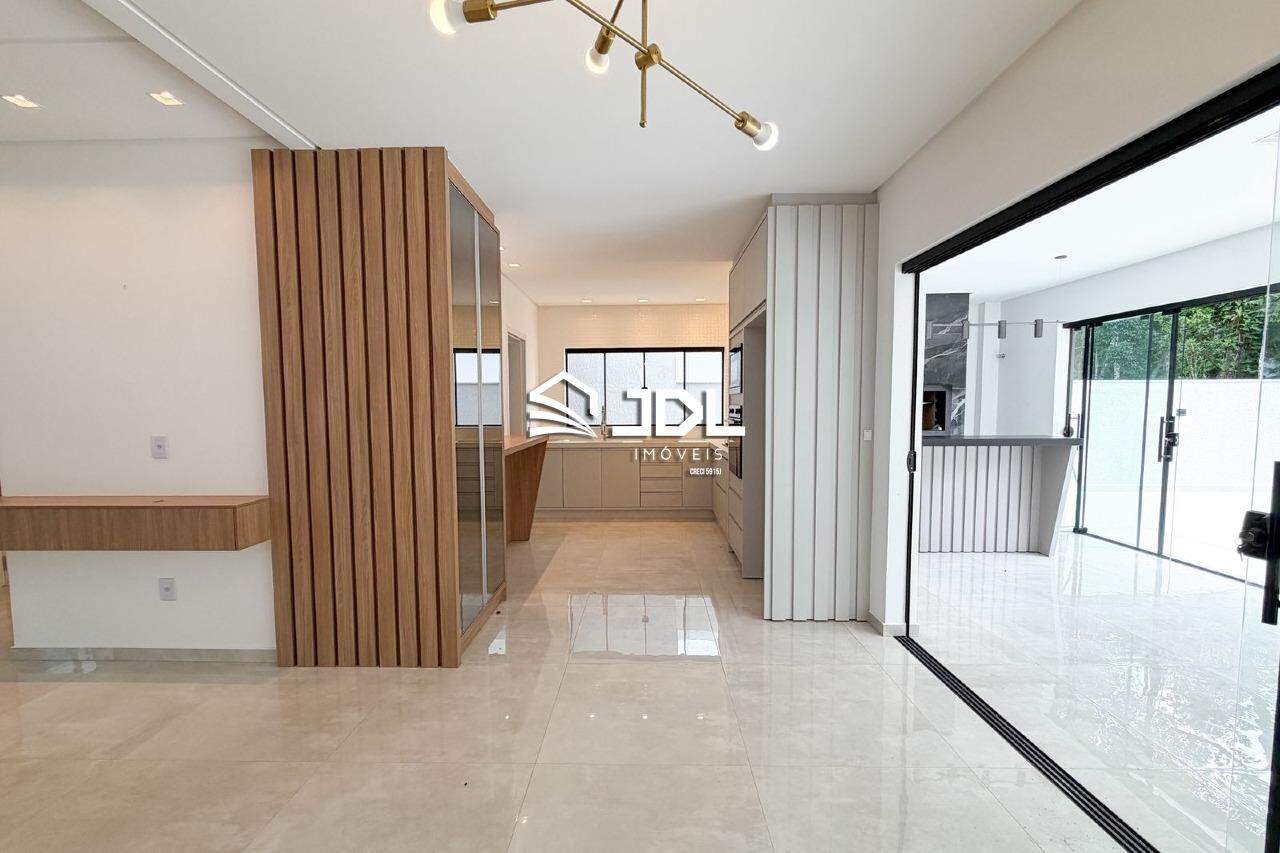 Casa à venda no bairro Ponta Aguda: 