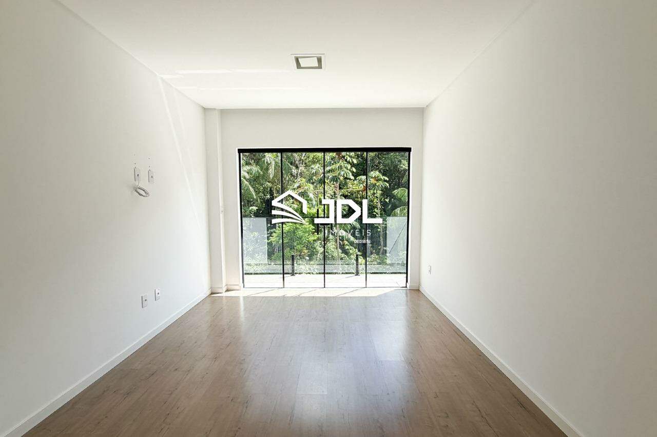 Casa à venda no bairro Ponta Aguda: 
