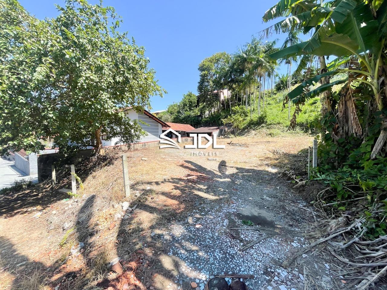 Terreno à venda no bairro Tribess: 