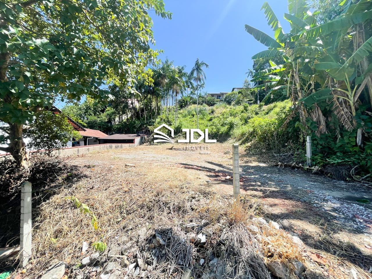 Terreno à venda no bairro Tribess: 