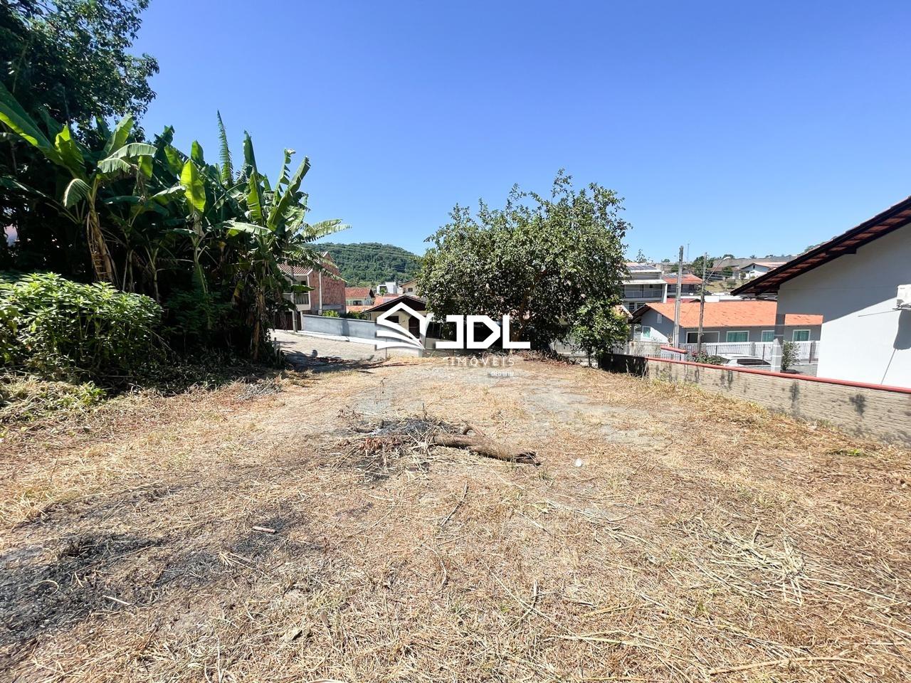 Terreno à venda no bairro Tribess: 