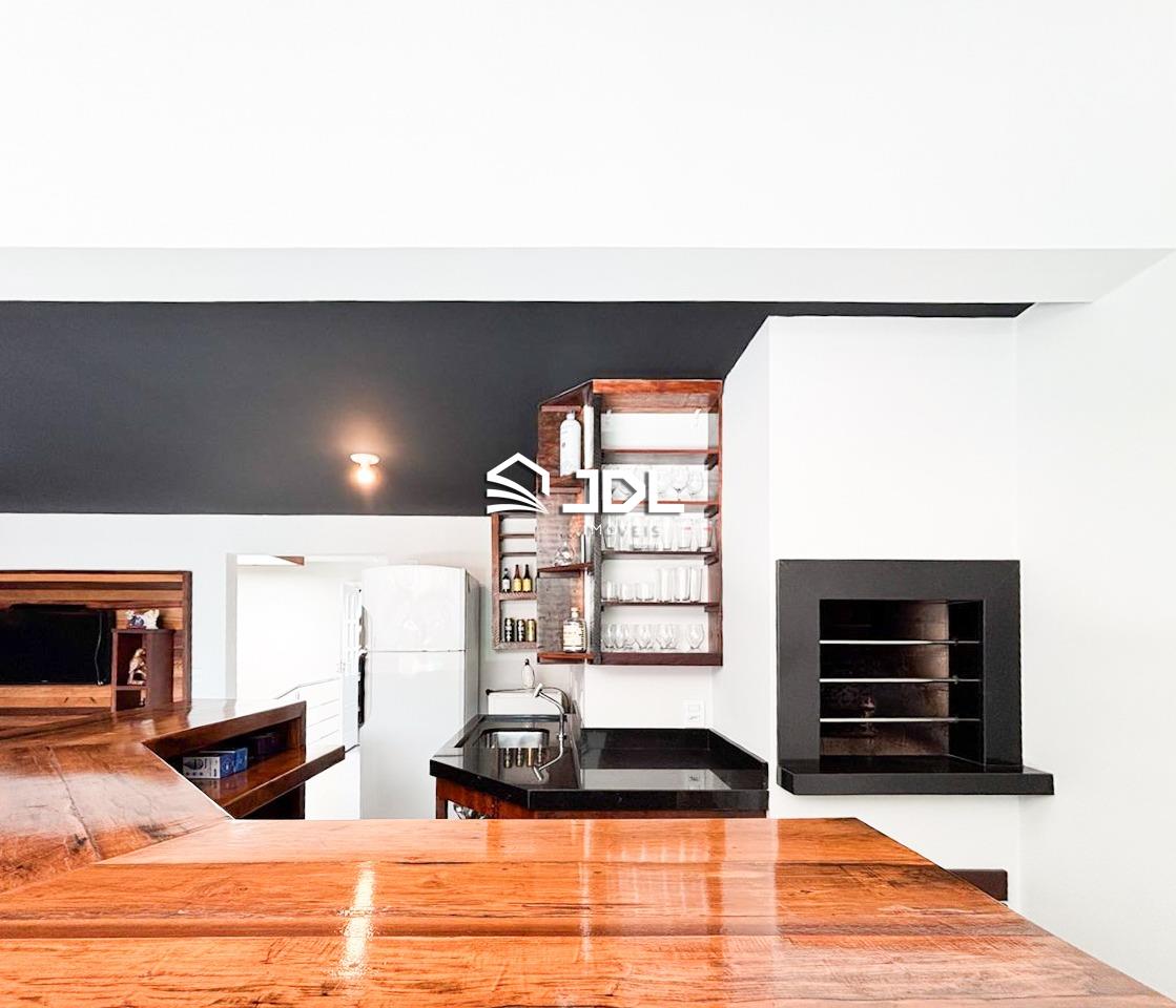 Casa à venda no bairro Escola Agrícola: 