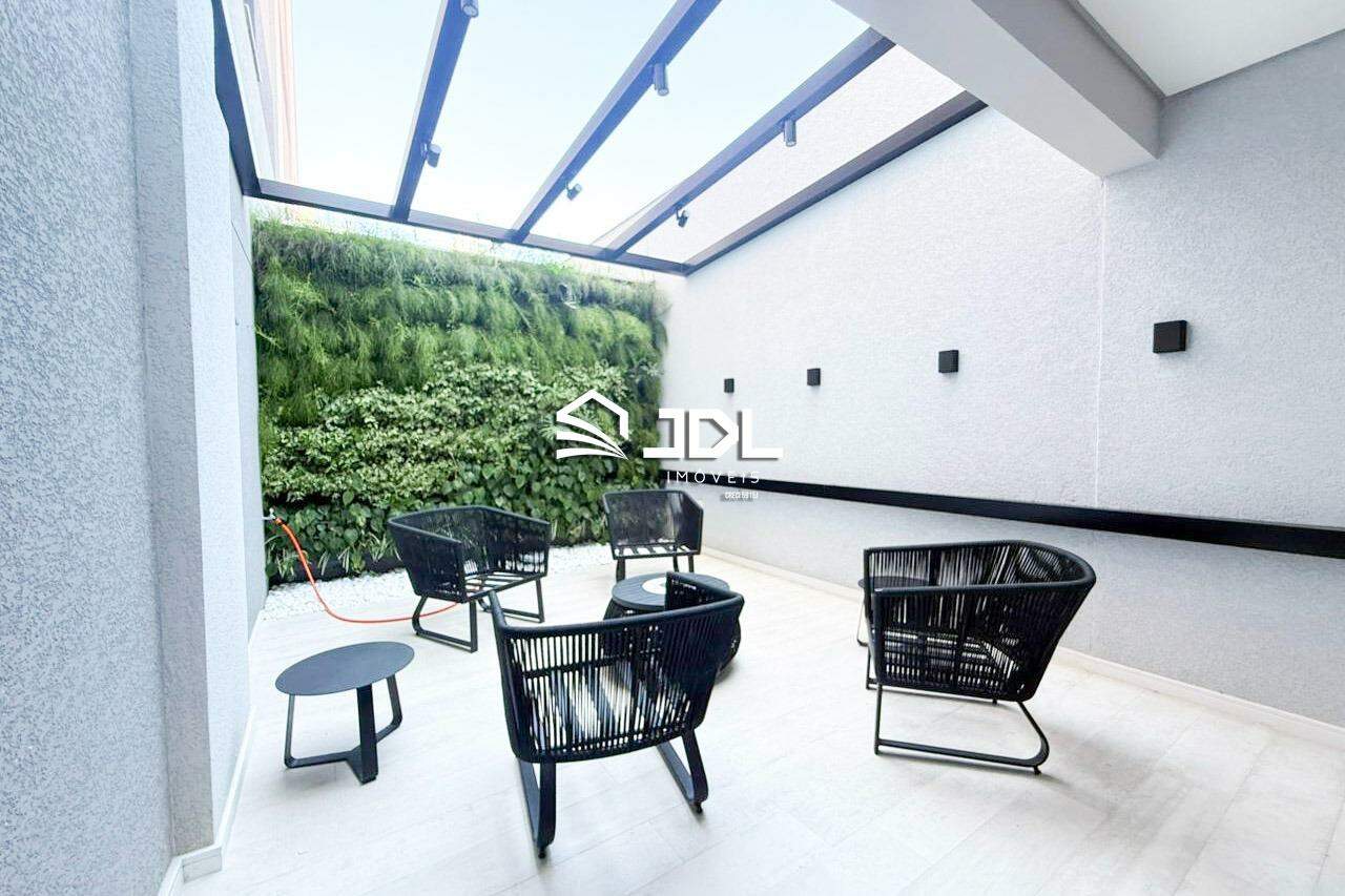 Apartamento à venda no bairro Velha: 