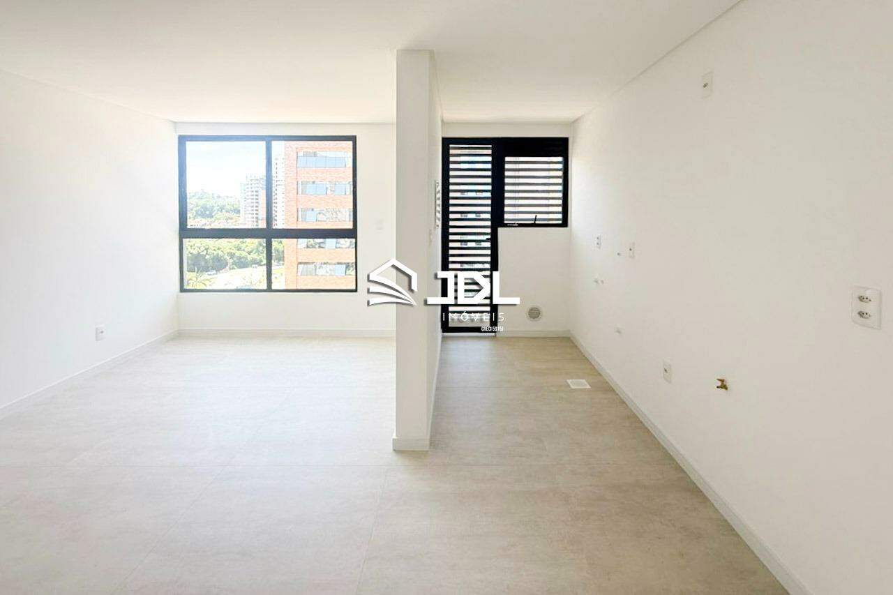 Apartamento à venda no bairro Velha: 