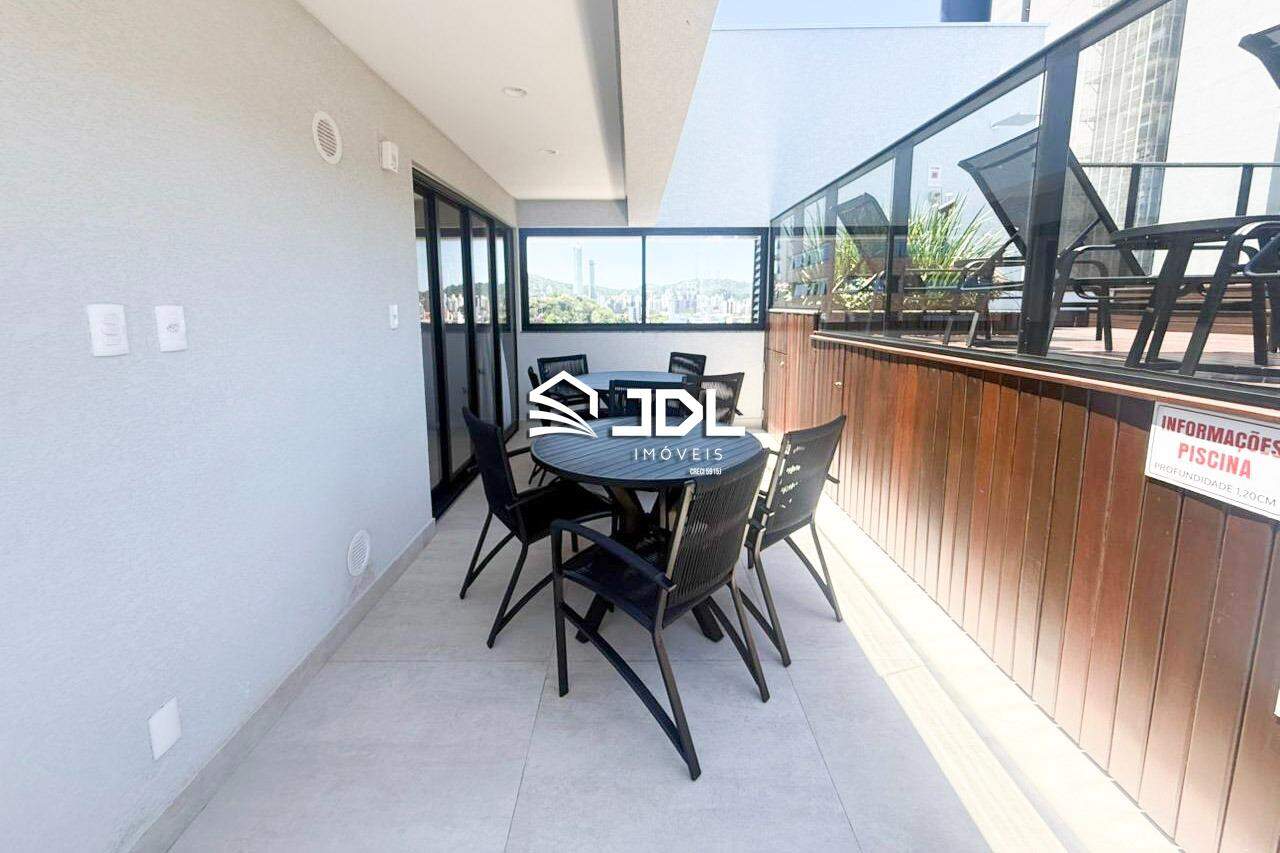 Apartamento à venda no bairro Velha: 