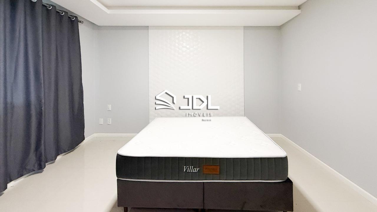 Casa à venda no bairro Água Verde: 