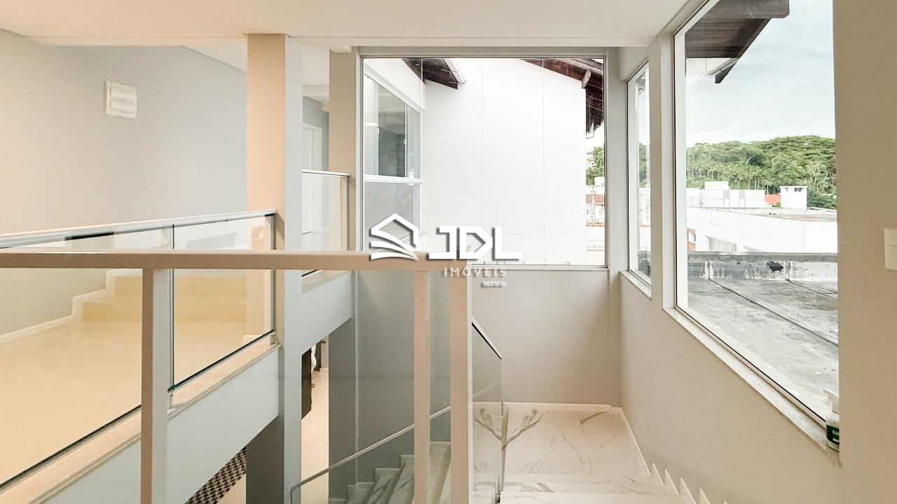 Excelente casa no bairro Água Verde! — foto 4