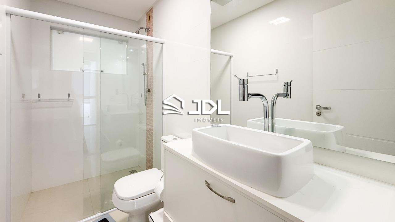 Casa à venda no bairro Água Verde: 