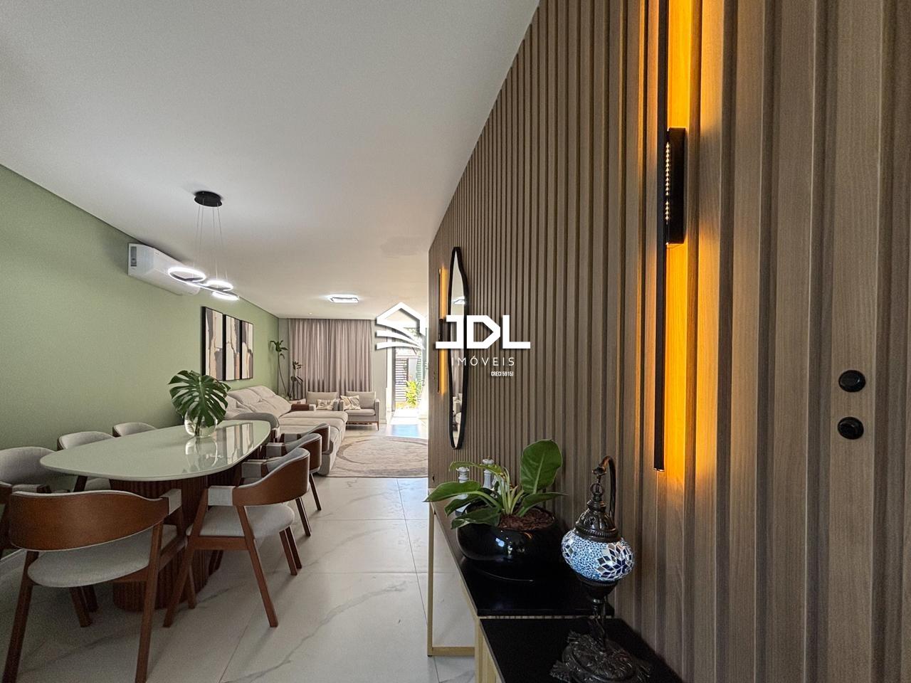 Casa à venda no bairro Água Verde: 