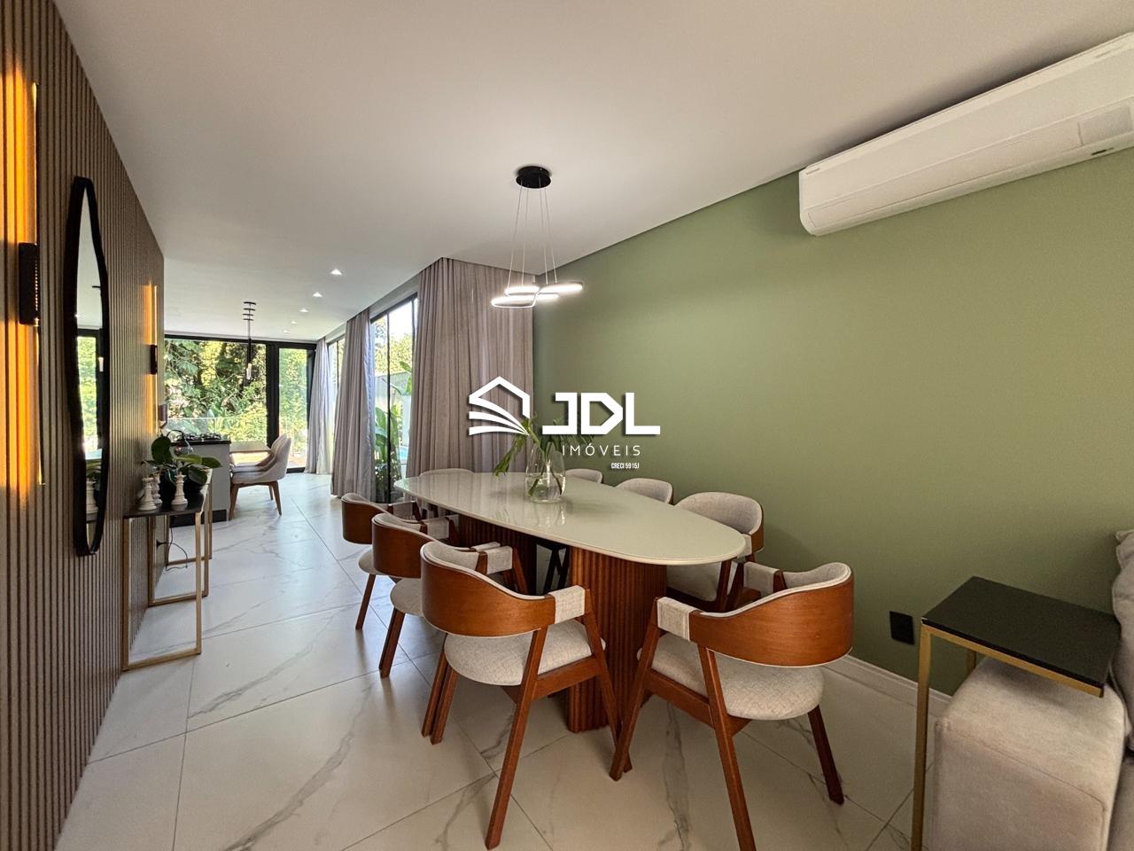 Casa à venda no bairro Água Verde: 