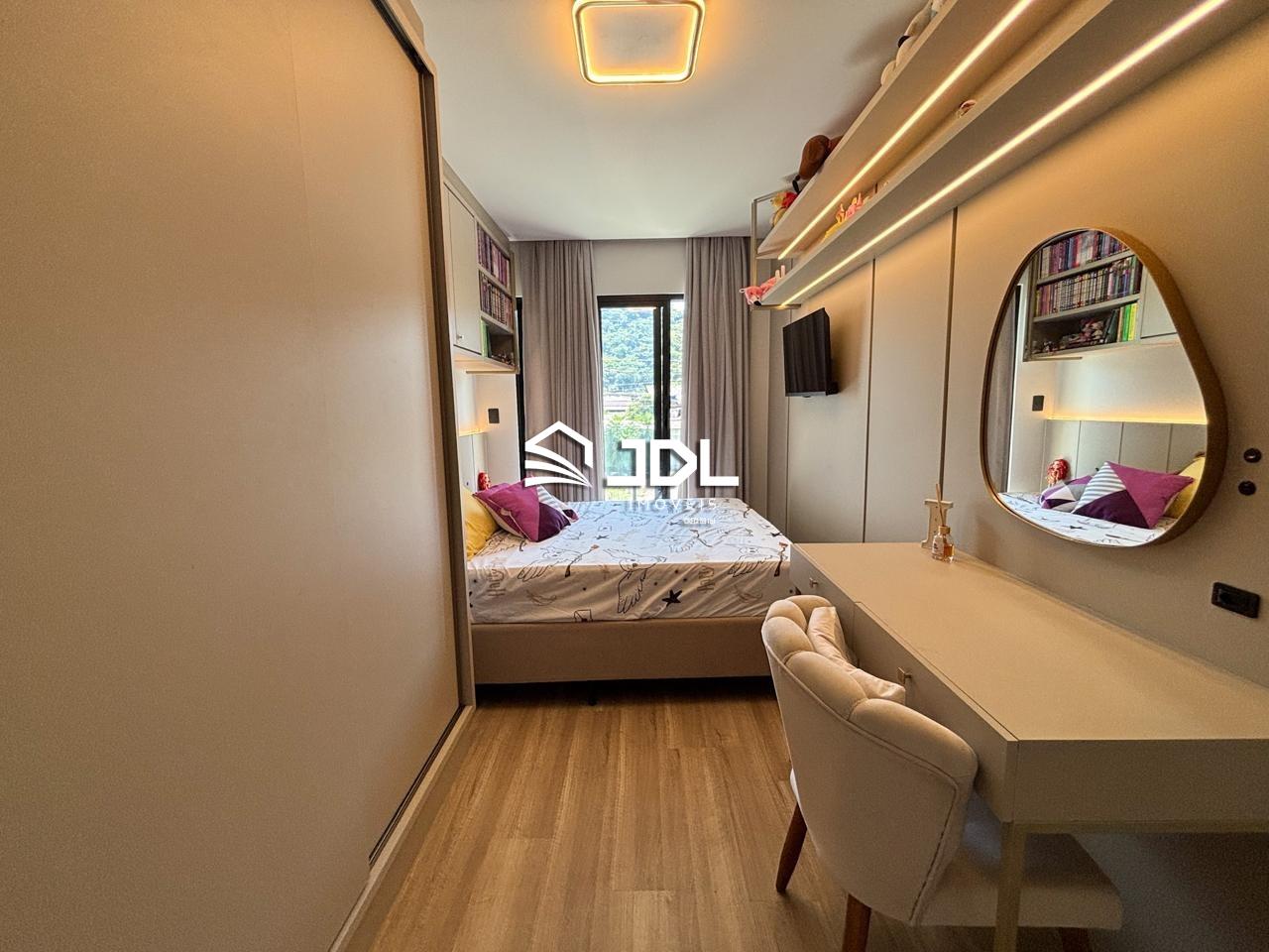 Casa à venda no bairro Água Verde: 