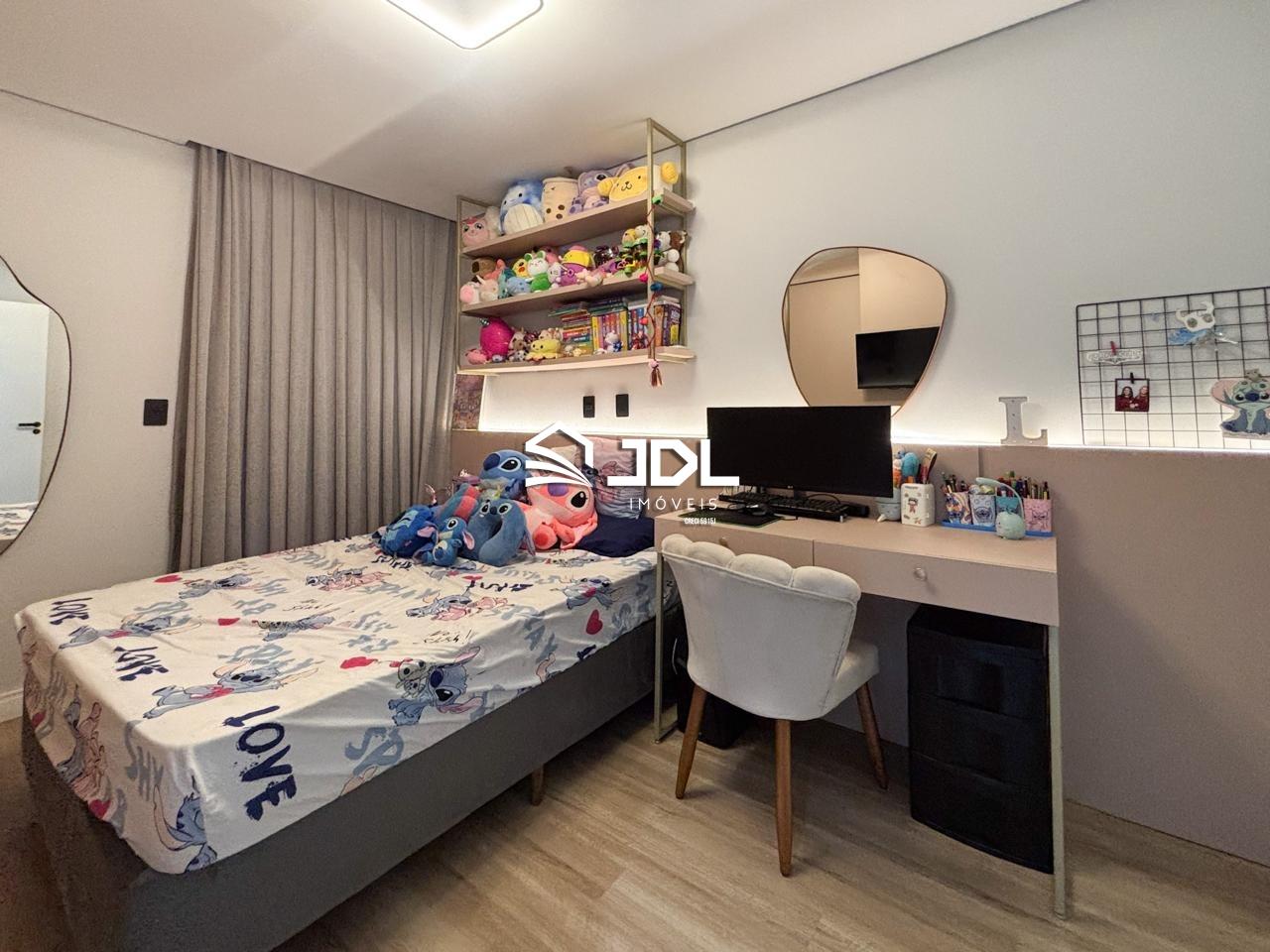 Casa à venda no bairro Água Verde: 