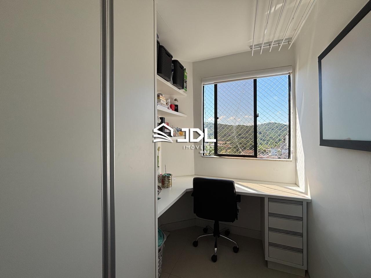 Apartamento à venda no bairro Vorstadt: 