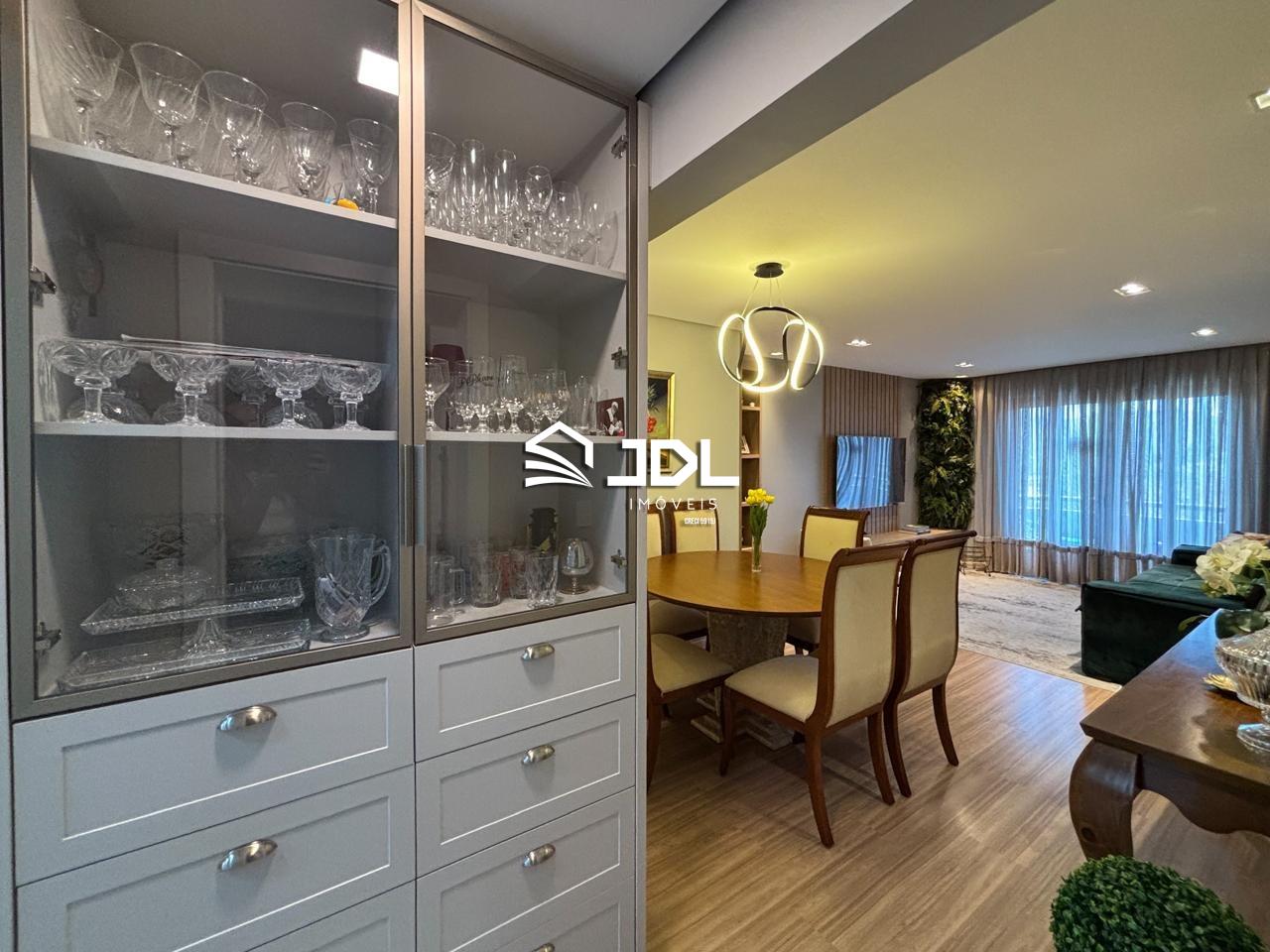 Apartamento à venda no bairro Vorstadt: 