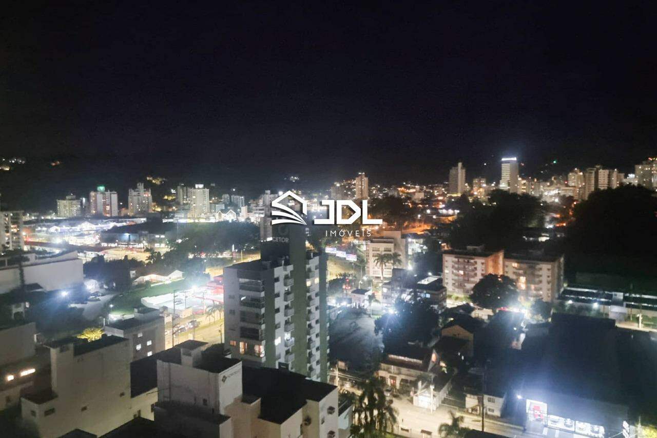 Apartamento à venda no bairro Vila Nova: 