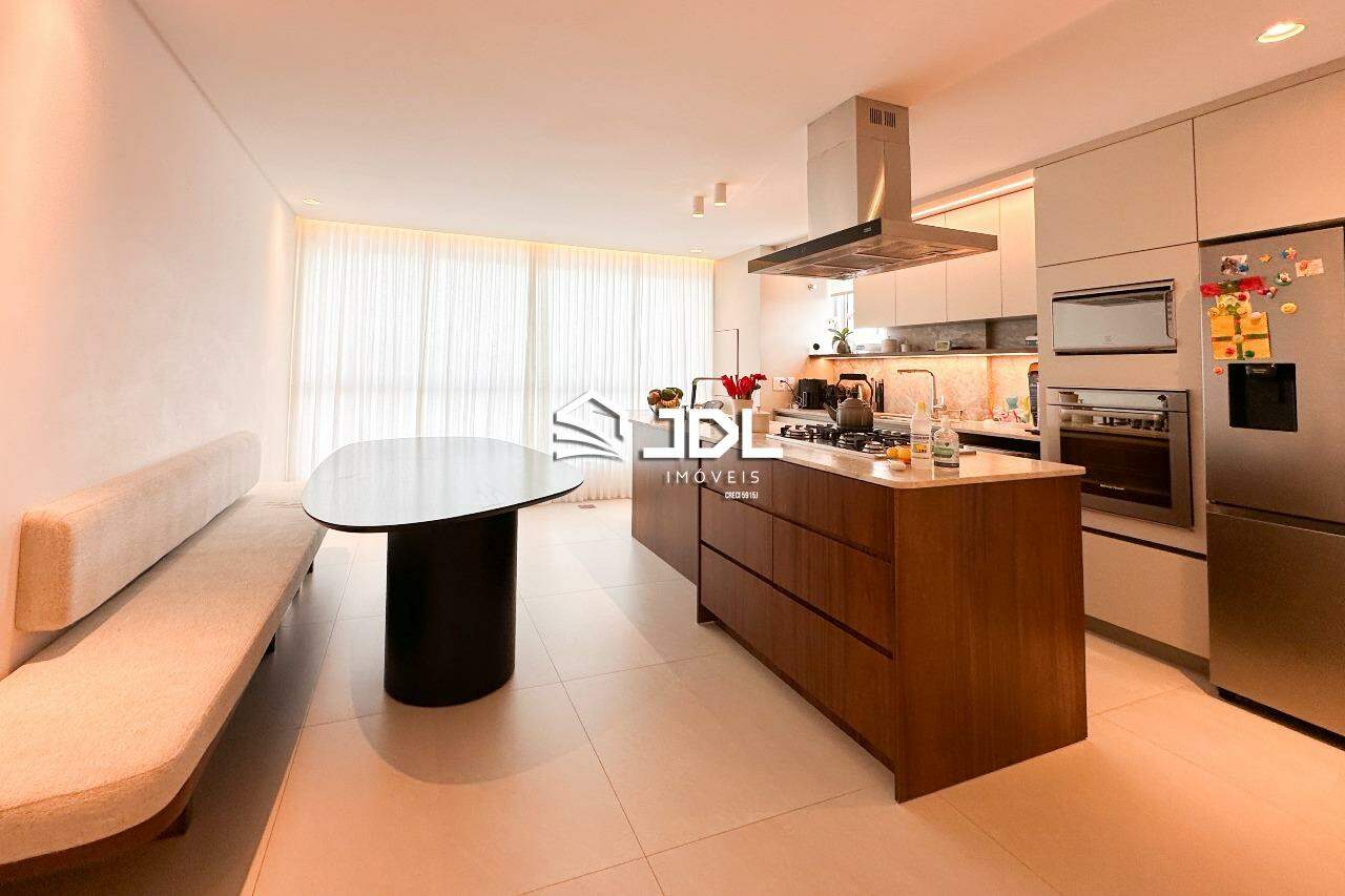 Apartamento à venda no bairro Escola Agrícola: 