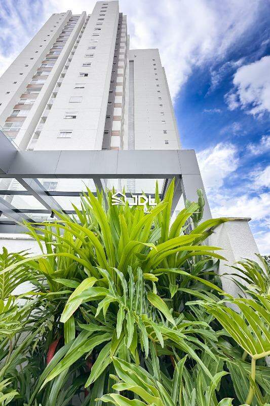 Apartamento à venda no bairro Escola Agrícola: 