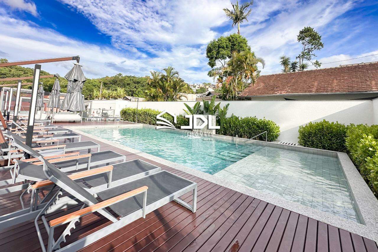 Apartamento à venda no bairro Escola Agrícola: 