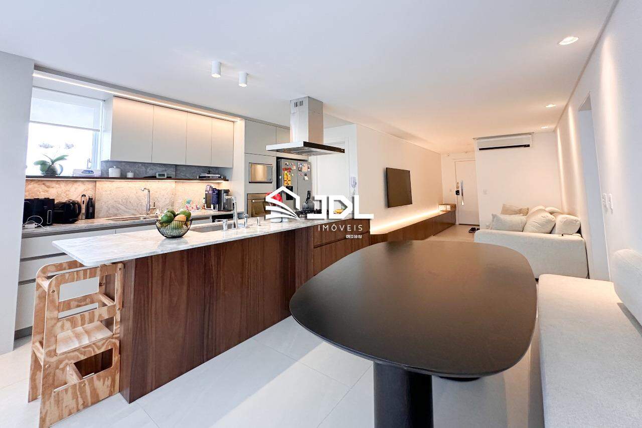 Apartamento à venda no bairro Escola Agrícola: 