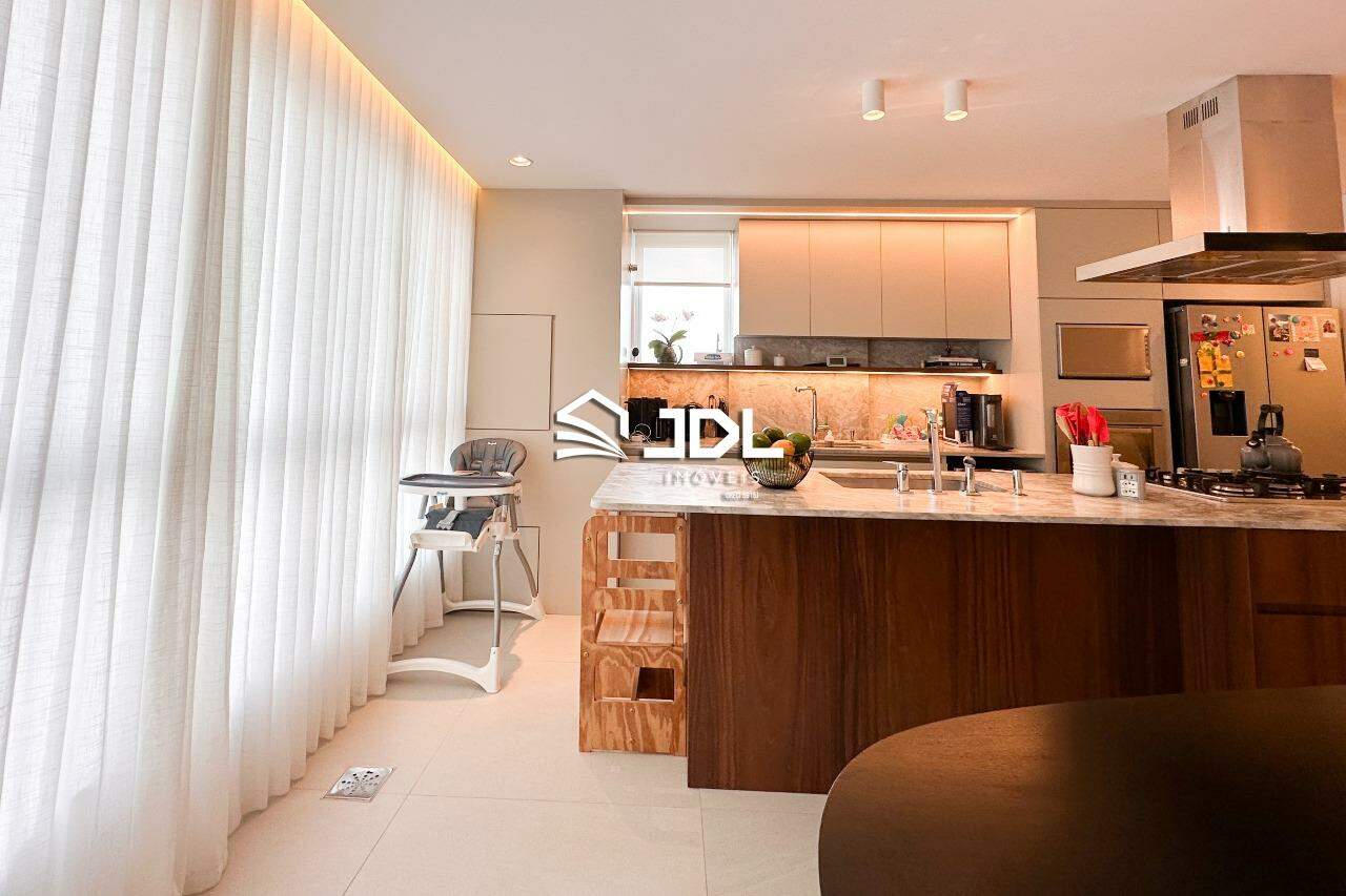 Apartamento à venda no bairro Escola Agrícola: 