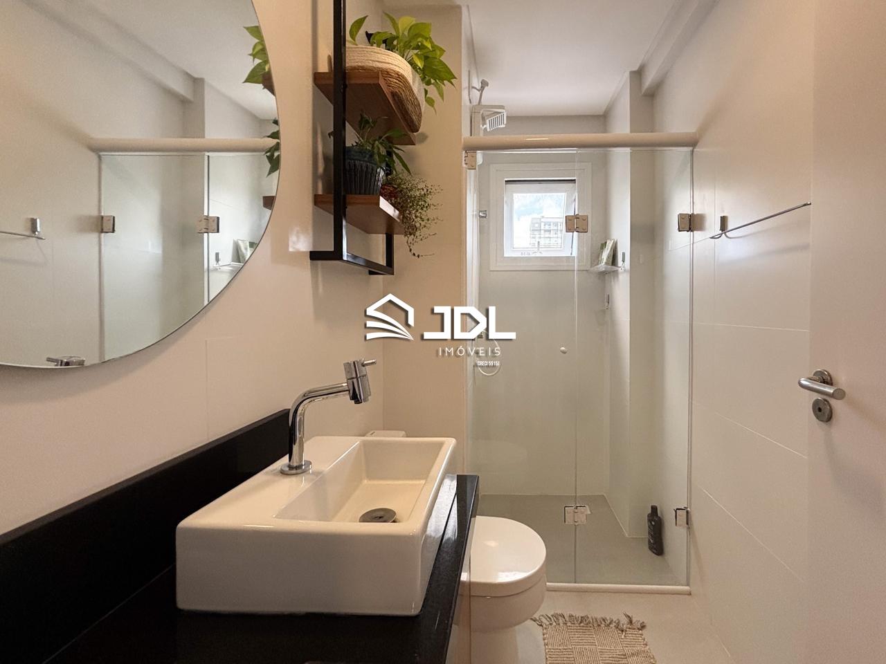 Apartamento à venda no bairro Água Verde: 