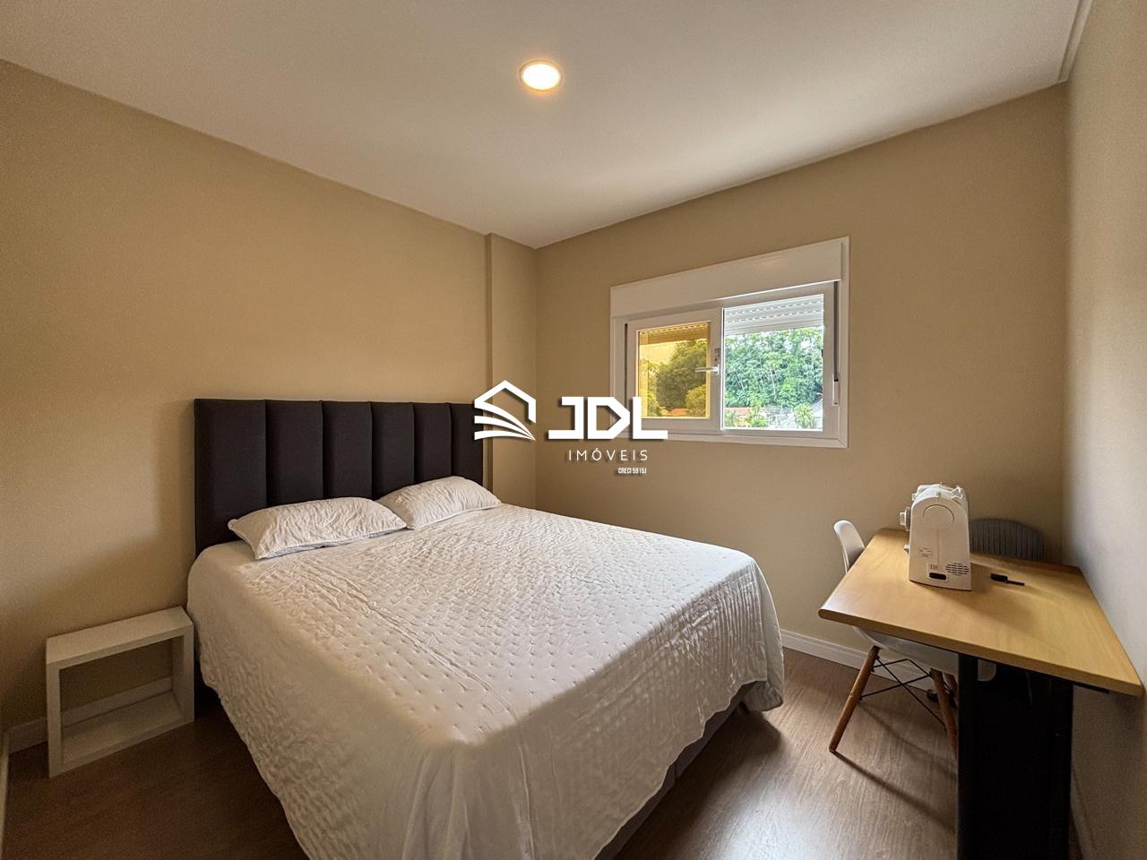 Apartamento à venda no bairro Água Verde: 