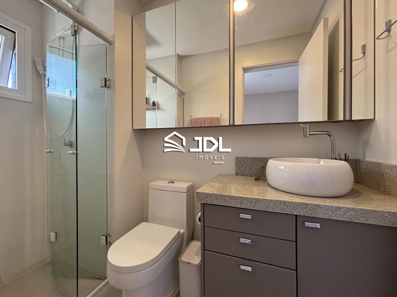 Apartamento à venda no bairro Água Verde: 