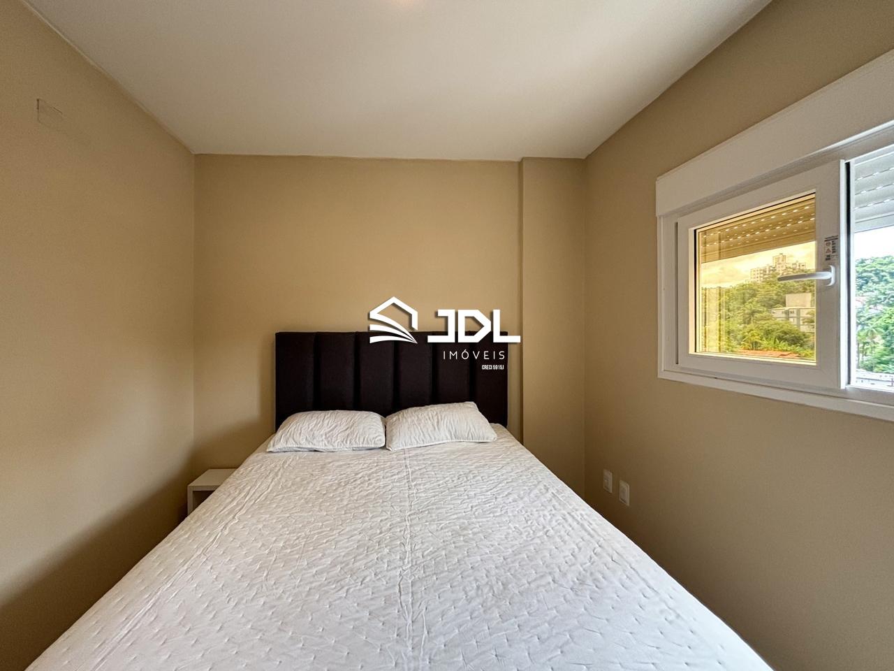 Apartamento à venda no bairro Água Verde: 