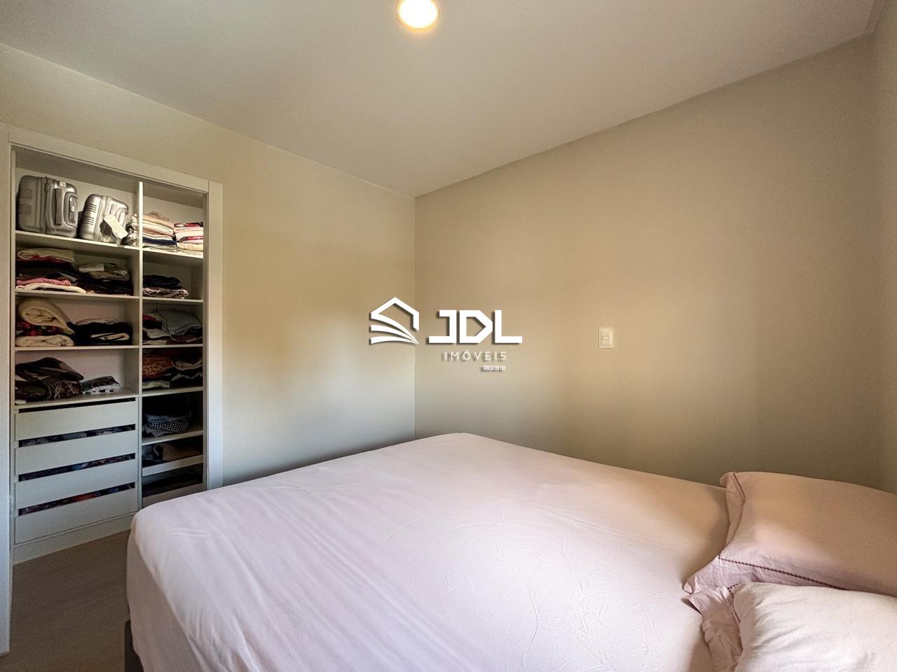 Apartamento à venda no bairro Água Verde: 