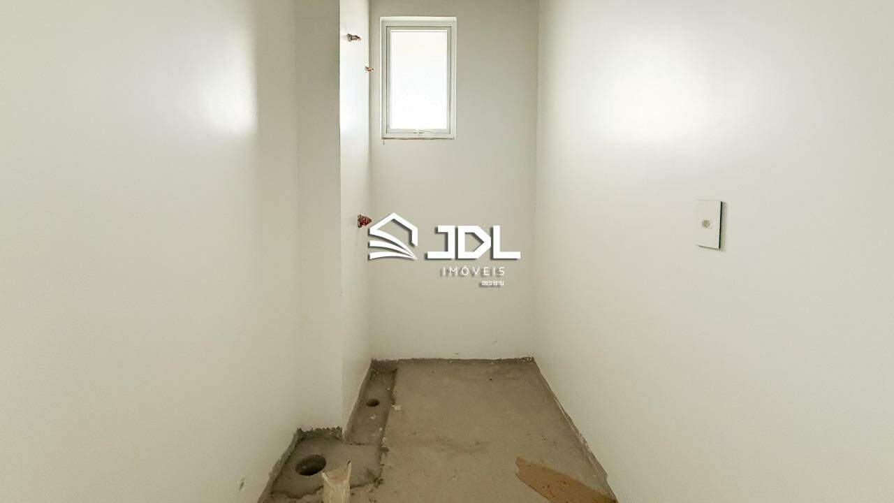 Apartamento à venda no bairro Ponta Aguda: