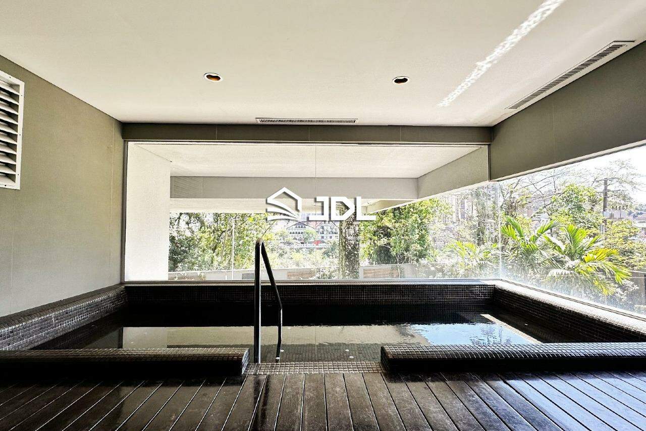 Apartamento à venda no bairro Ponta Aguda:
